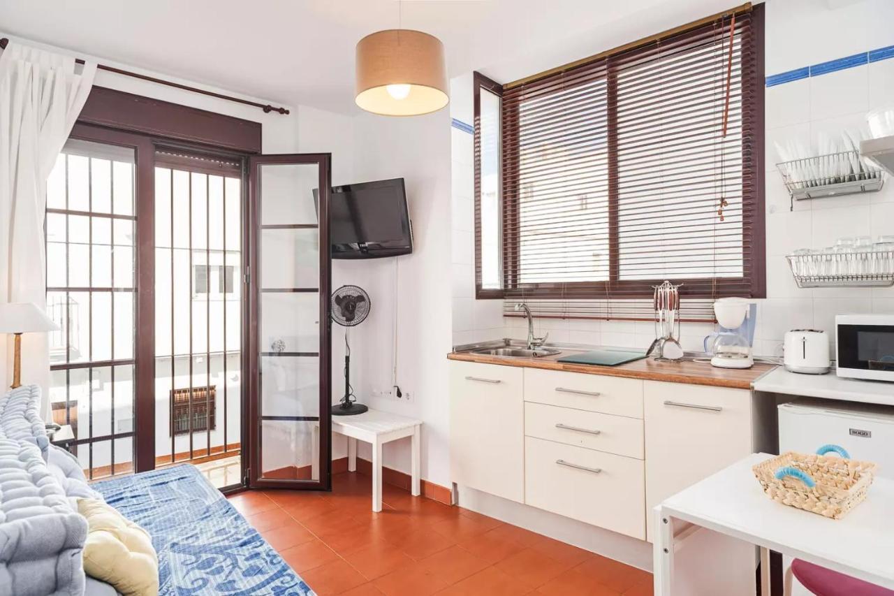 Apartamento El Patio コニル・デ・ラ・フロンテラ エクステリア 写真